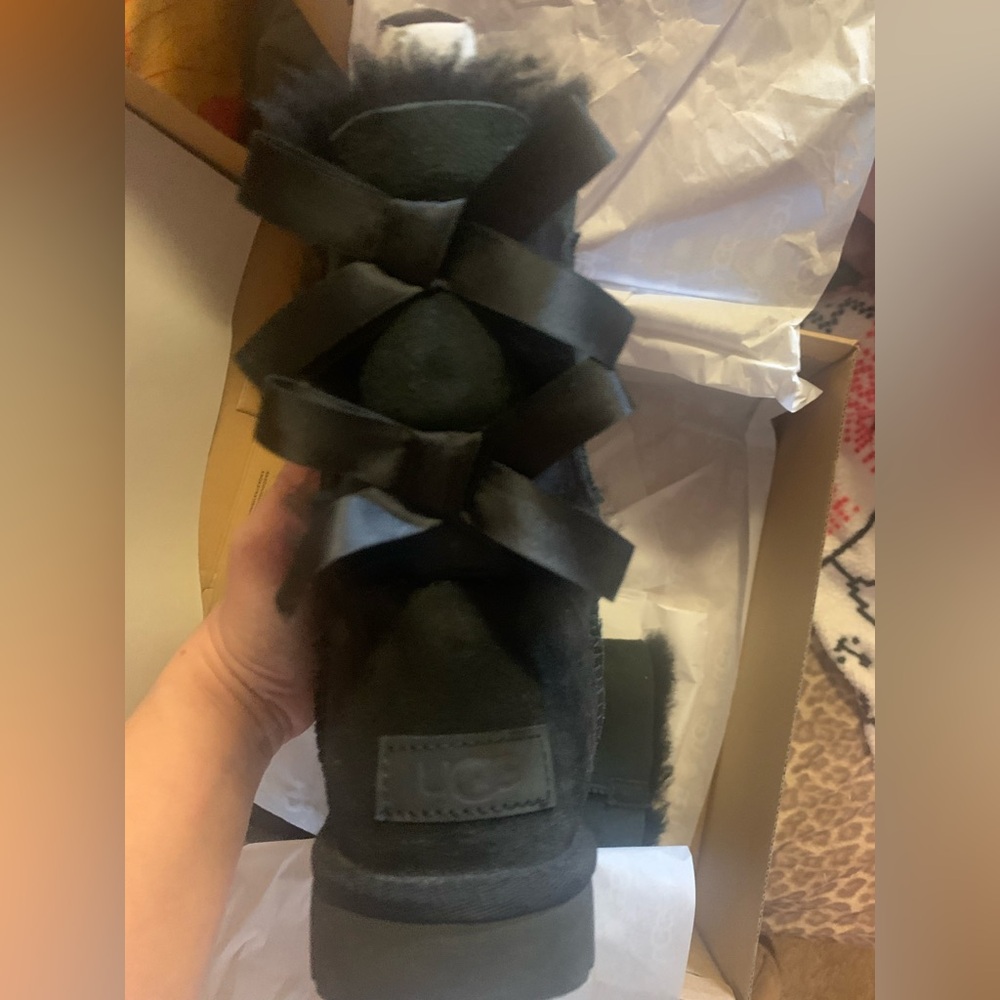 Black Bailey Bow Uggs